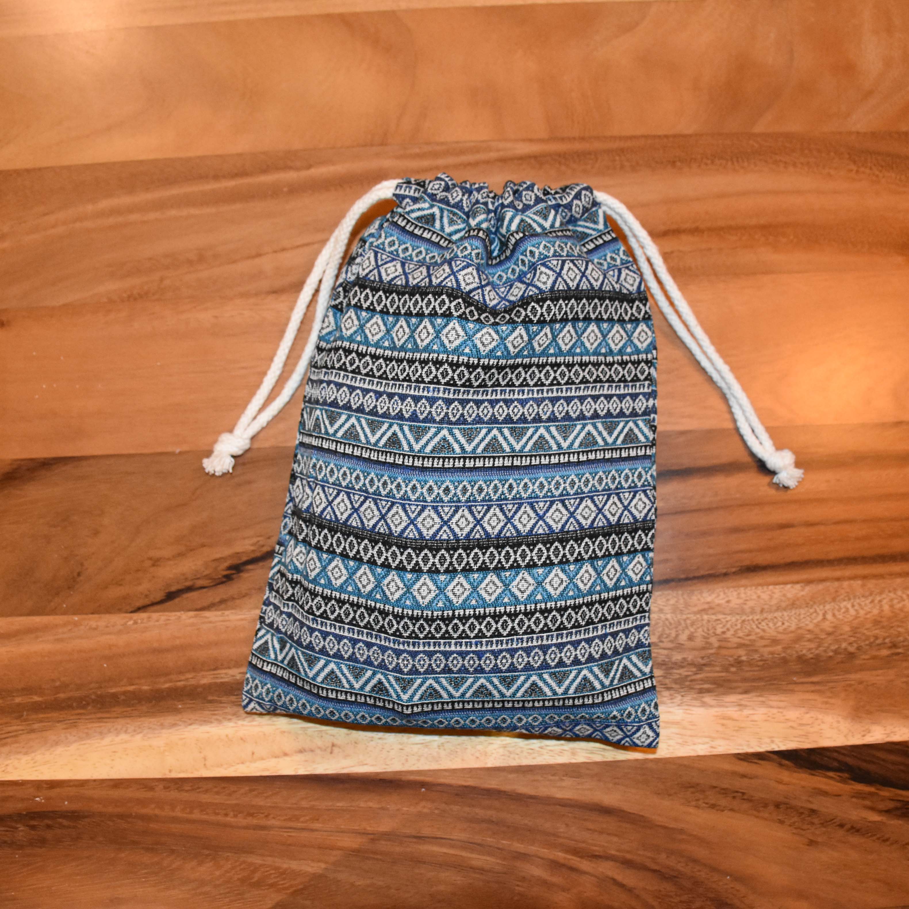 JEBEL TRAVEL BAG Elepanta Travel Bags - Buy Today Elephant Pants Jewelry And Bohemian Clothes Handmade In Thailand Help To Save The Elephants FairTrade And Vegan