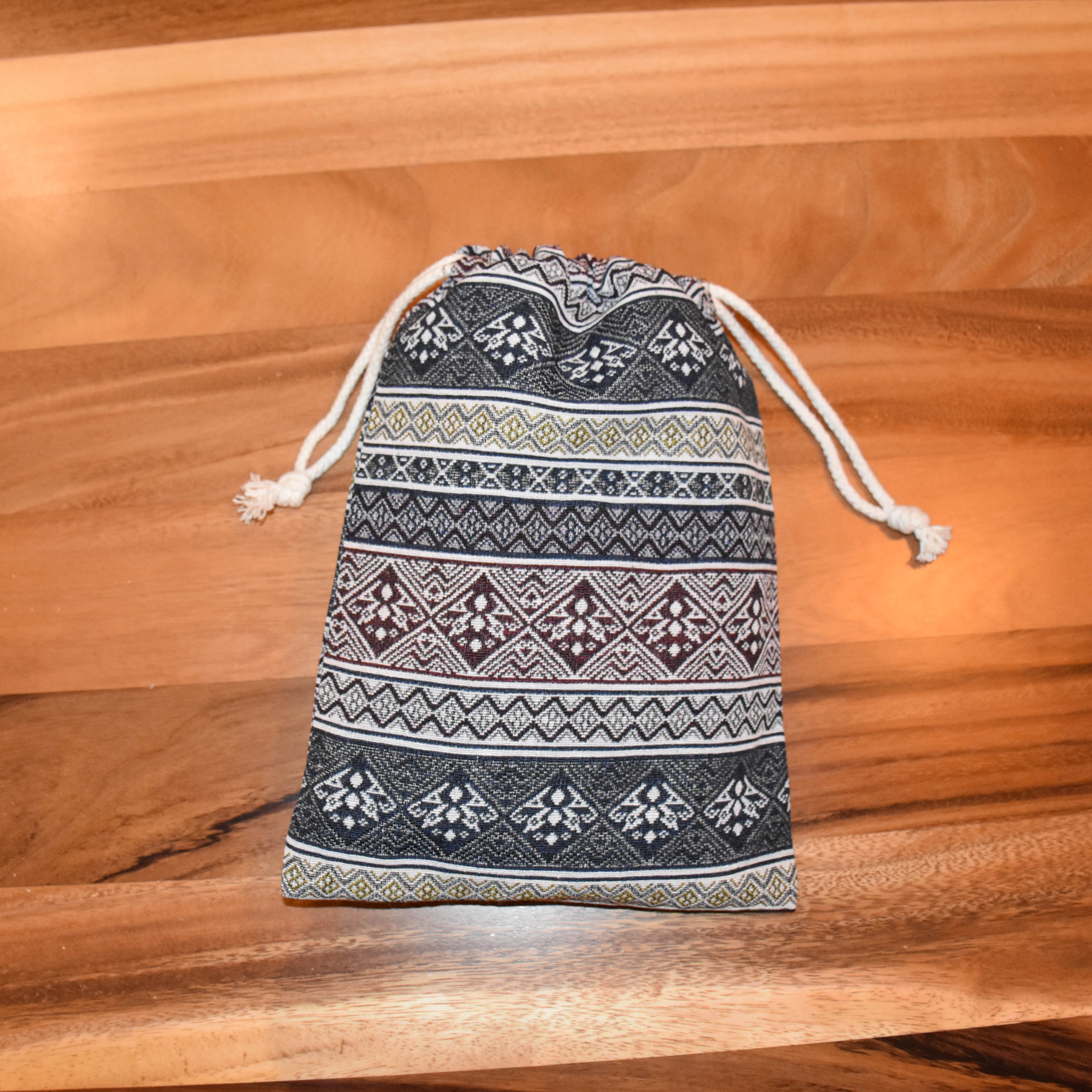 ZAYED TRAVEL BAG Elepanta Travel Bags - Buy Today Elephant Pants Jewelry And Bohemian Clothes Handmade In Thailand Help To Save The Elephants FairTrade And Vegan