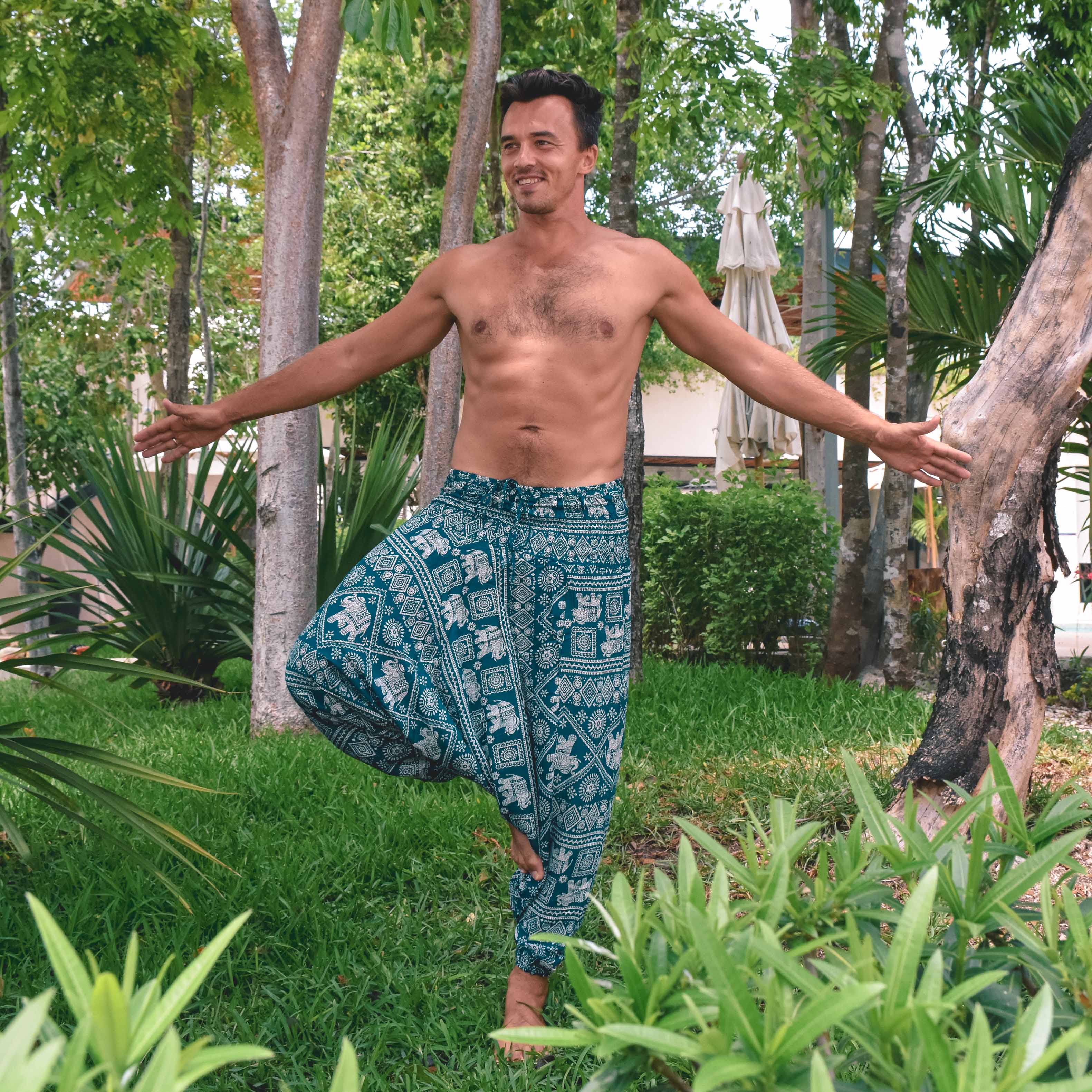AGRA YOGA PANTS Elepanta Aladdin Pants - Buy Today Elephant Pants Jewelry And Bohemian Clothes Handmade In Thailand Help To Save The Elephants FairTrade And Vegan