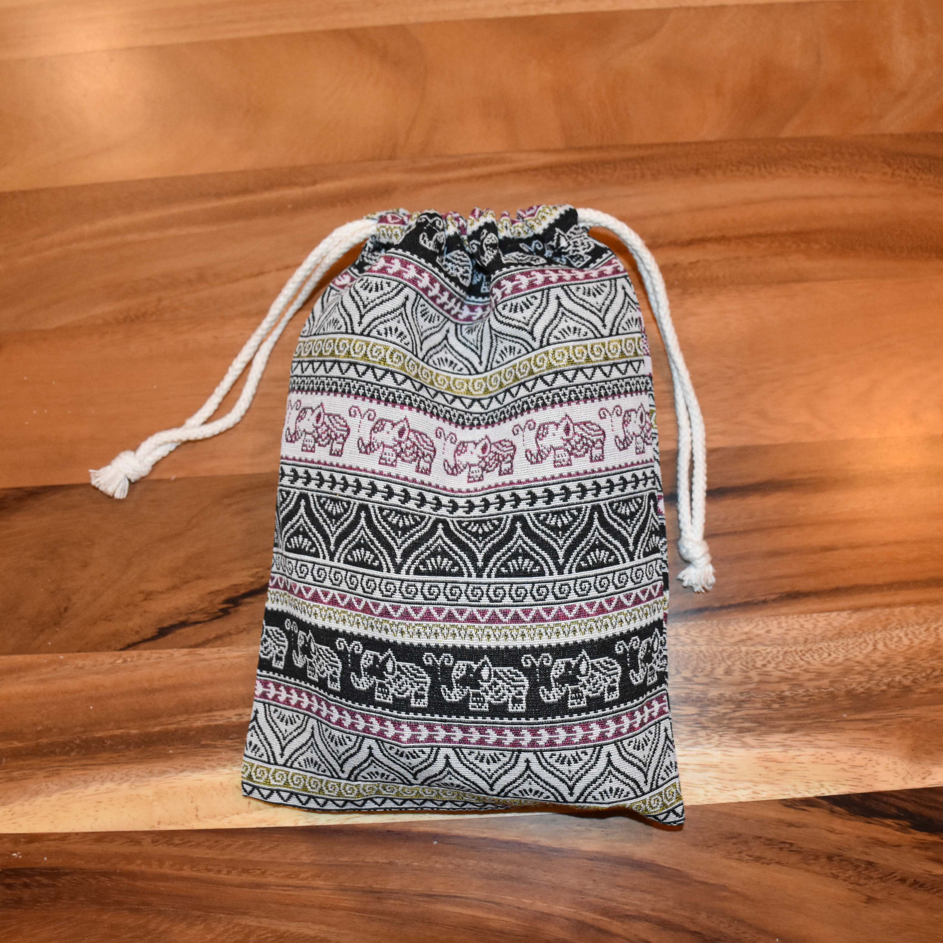 IBRA TRAVEL BAG Elepanta Travel Bags - Buy Today Elephant Pants Jewelry And Bohemian Clothes Handmade In Thailand Help To Save The Elephants FairTrade And Vegan