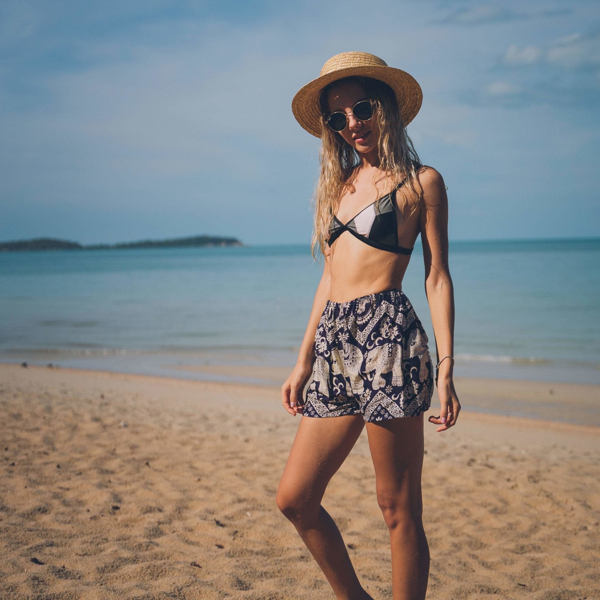KRABI SHORTS Elepanta Women's Shorts - Buy Today Elephant Pants Jewelry And Bohemian Clothes Handmade In Thailand Help To Save The Elephants FairTrade And Vegan