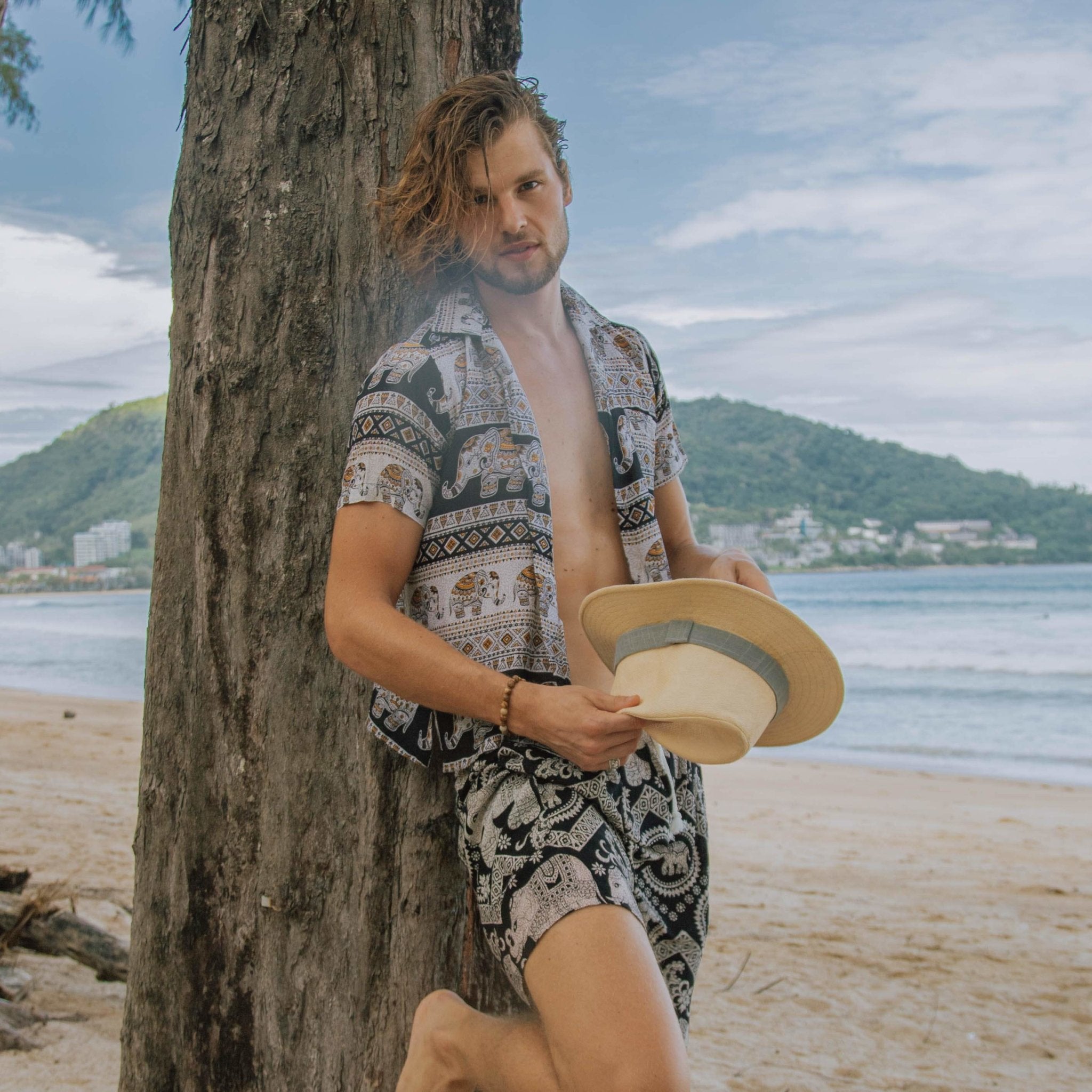 KRABI MEN'S SHORTS Elepanta Men's Shorts - Buy Today Elephant Pants Jewelry And Bohemian Clothes Handmade In Thailand Help To Save The Elephants FairTrade And Vegan